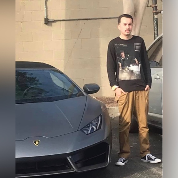 Meet your Posher, IanCarlo - Picture 6 of 16